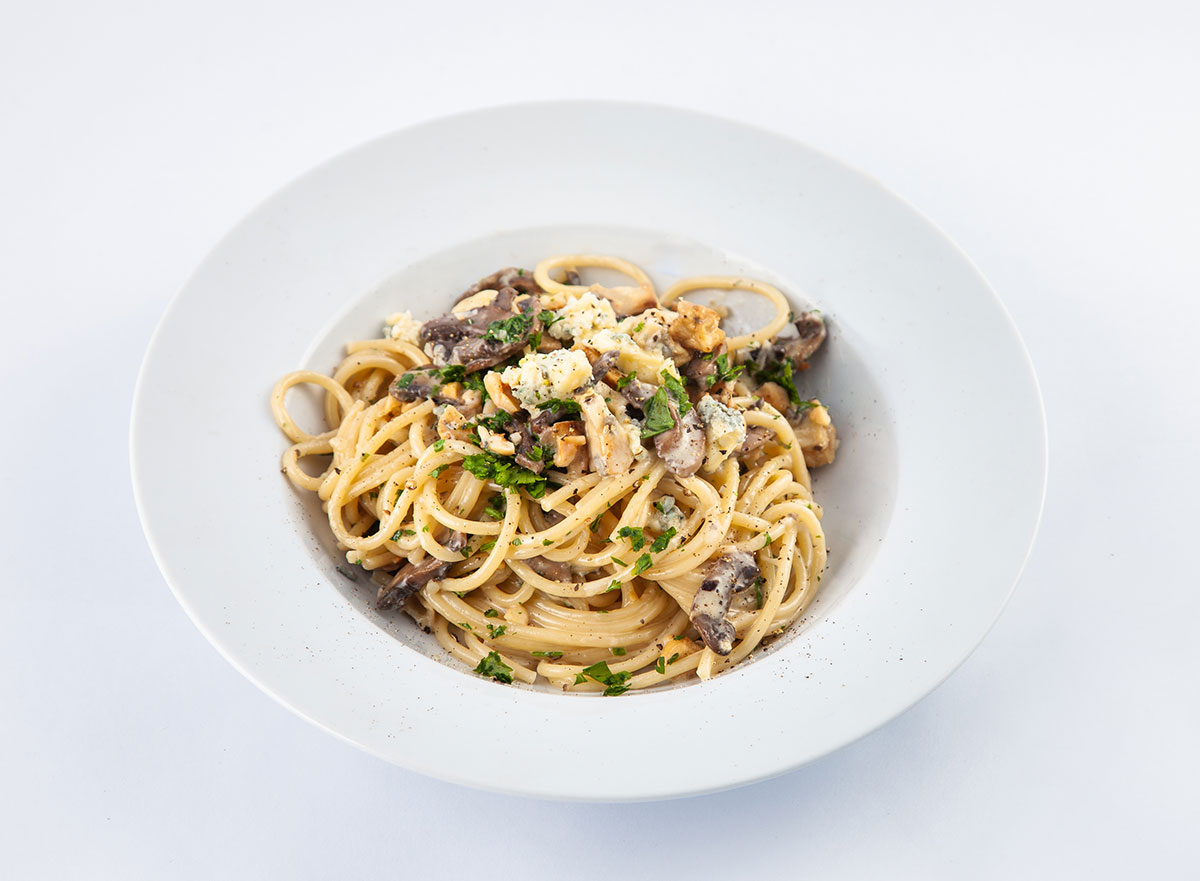 Creamy Cashel Blue spaghetti with mushroom and roasted celeriac - Cashel Blue
